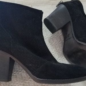 Aquatalia suede leather ankle boots